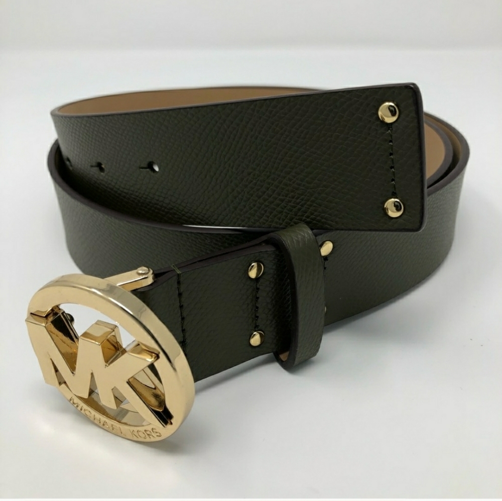 MK Black/gold belt.